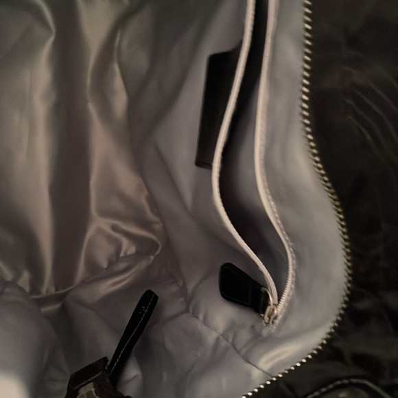 Coach Tote/Crossbody - Picture 6 of 8